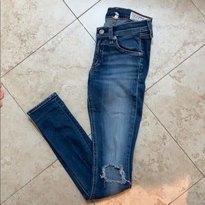rag & bone Distressed Jeans